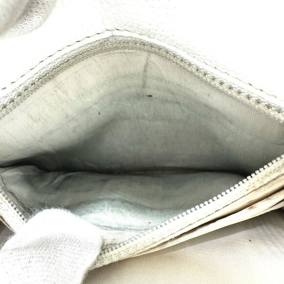 CHANEL Authentic White Caviar Leather Logo Wallet - Picture 10 of 15